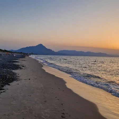 A Due Passi Dal Mare